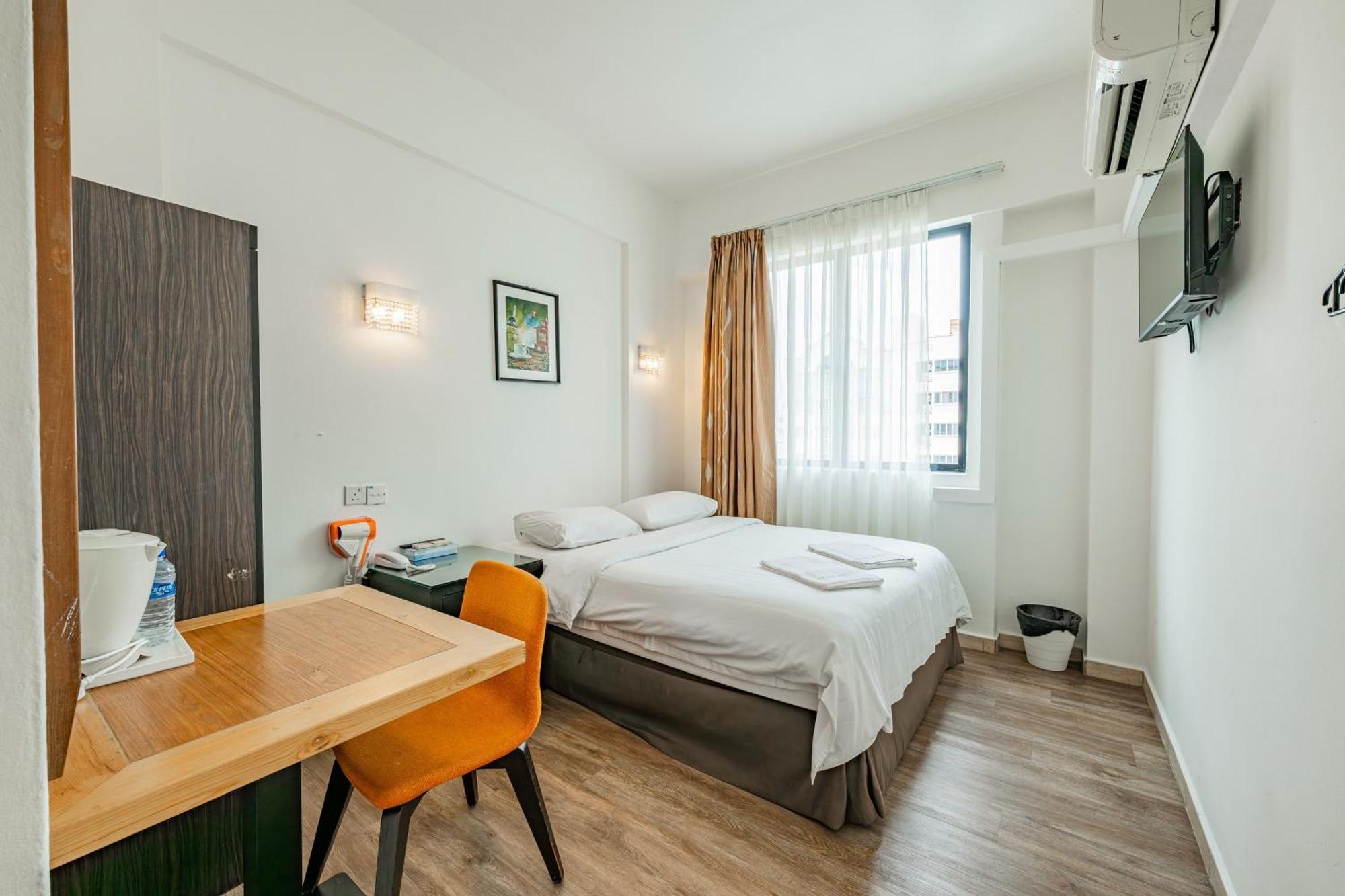 Gostay Khách sạn